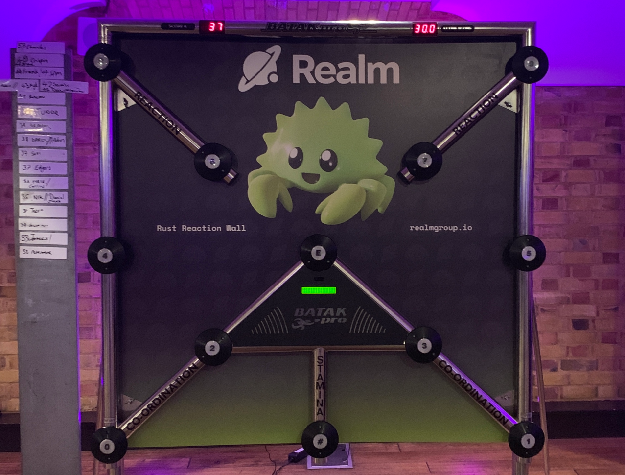 Realm branded Batak game
